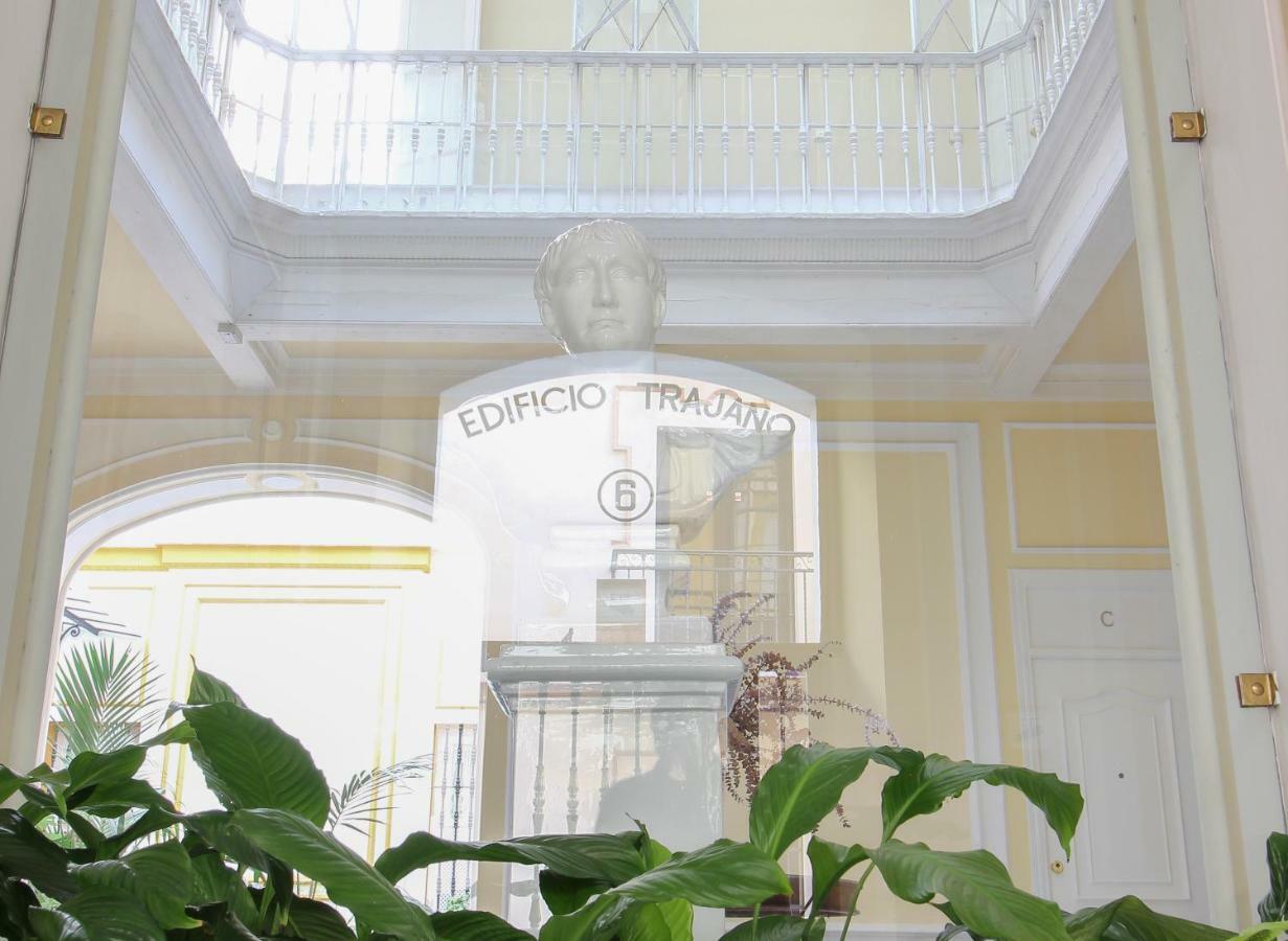 Apartamento Trajano Seville Luaran gambar